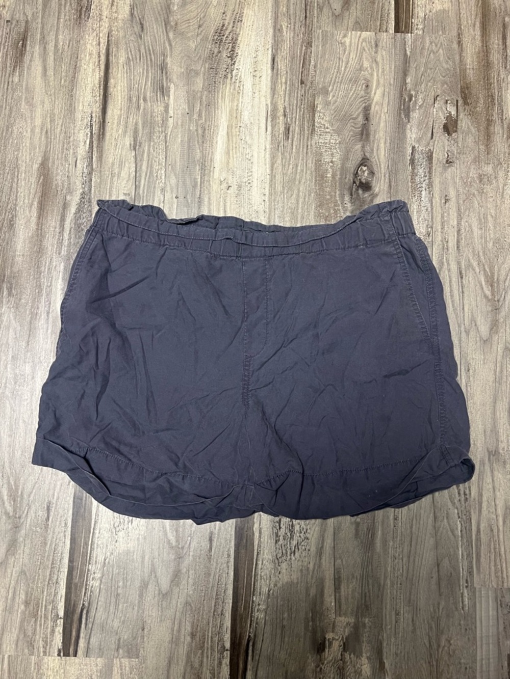 Gray Casual Elastic Waist Shorts